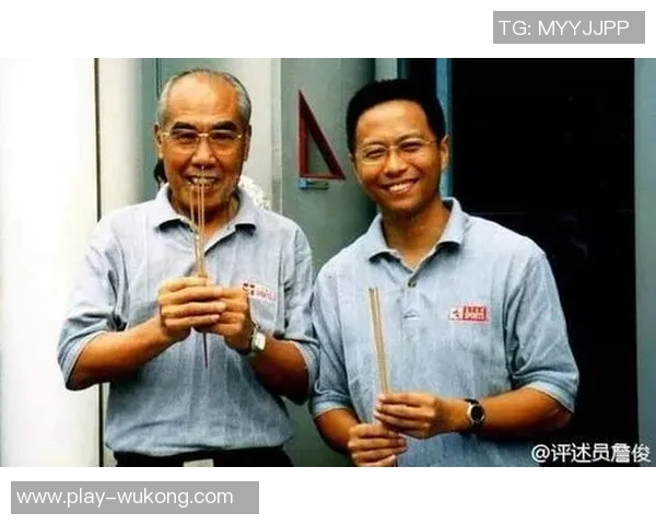 外媒评选双边卫实力与荣誉对比詹俊解读两组差异